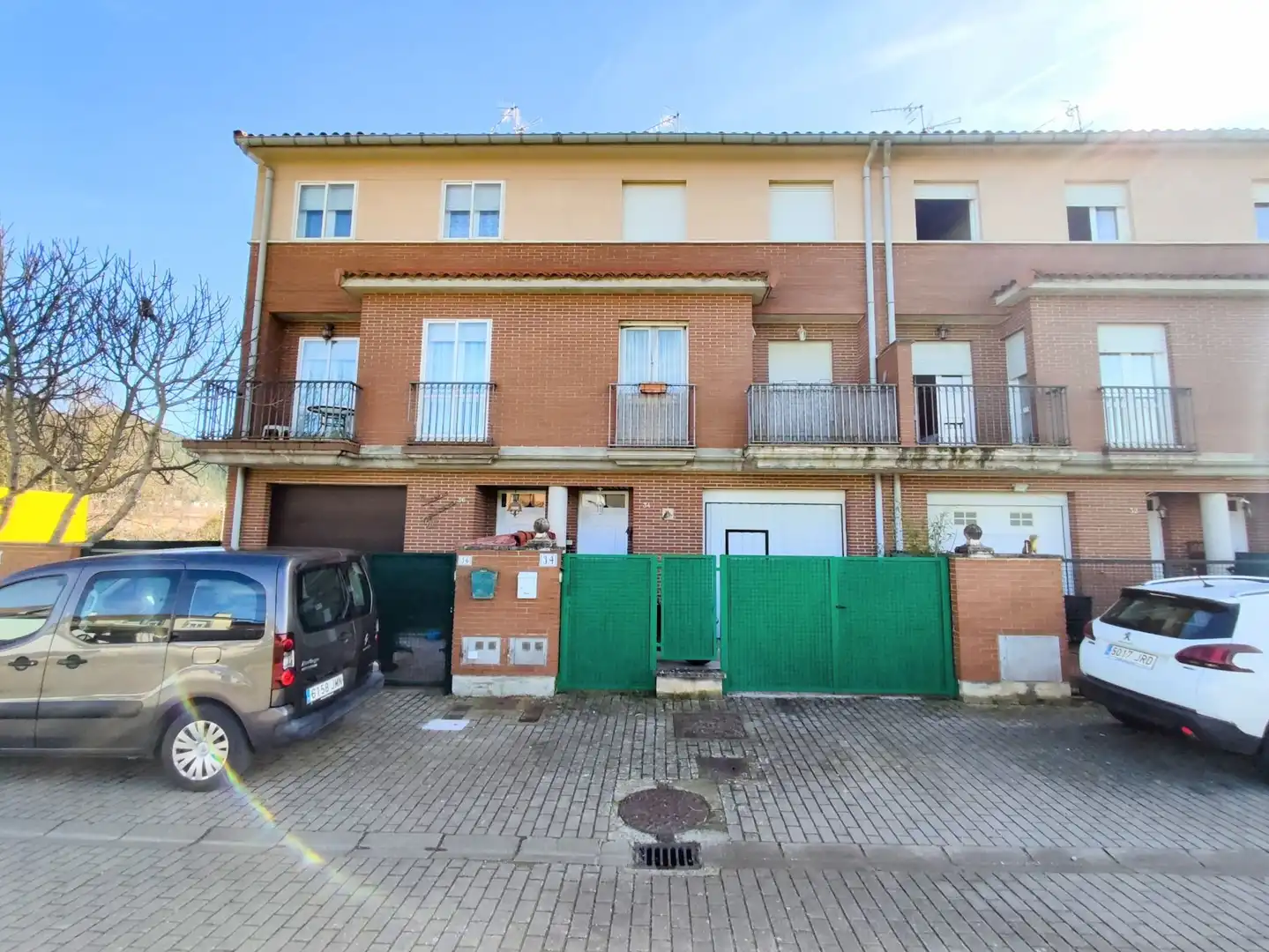 Vista exterior de Casa adosada en venta en Aoiz / Agoitz con Aire acondicionado, Calefacción y Terraza