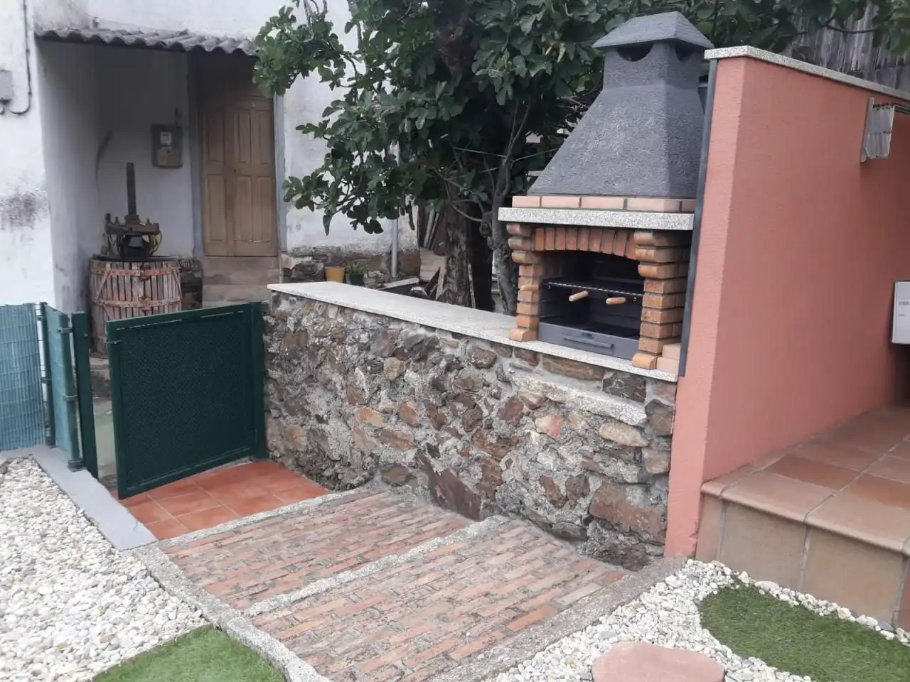 Haus oder Chalet zum Verkauf in Ribadavia