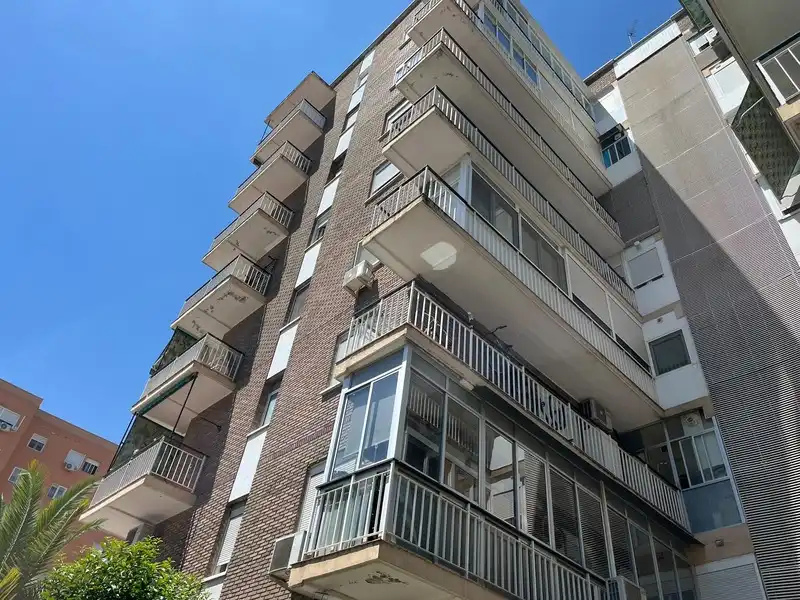 Vista exterior de Pis en venda en Madrid amb Aire condicionat, Calefacció i Terrassa