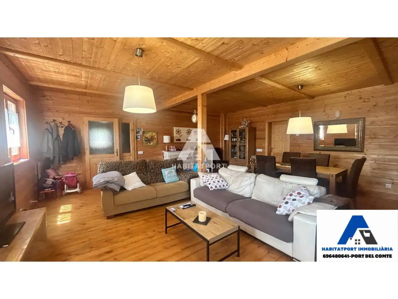 Sala de estar de Casa o chalet en venta en La Coma i la Pedra con Calefacción, Jardín privado y Parquet