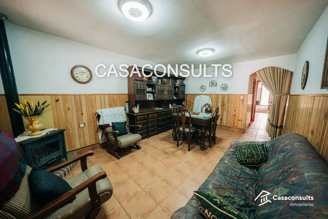 Casa con terraza en venta en Carrer de Cervantes, imagen 5