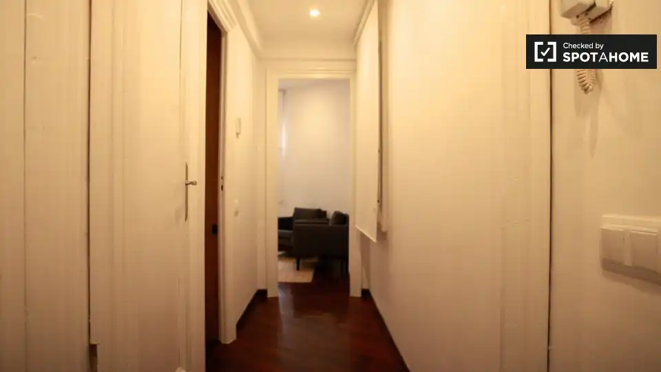 Zimmer in Sant Gervasi- Galvany