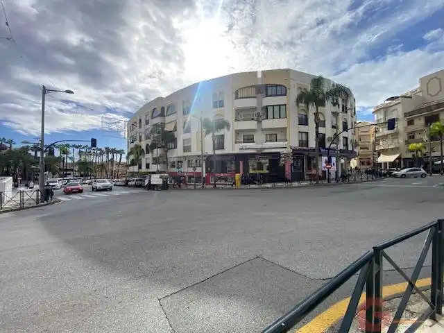 Vista exterior de Pis en venda en Almuñécar amb Aire condicionat i Terrassa