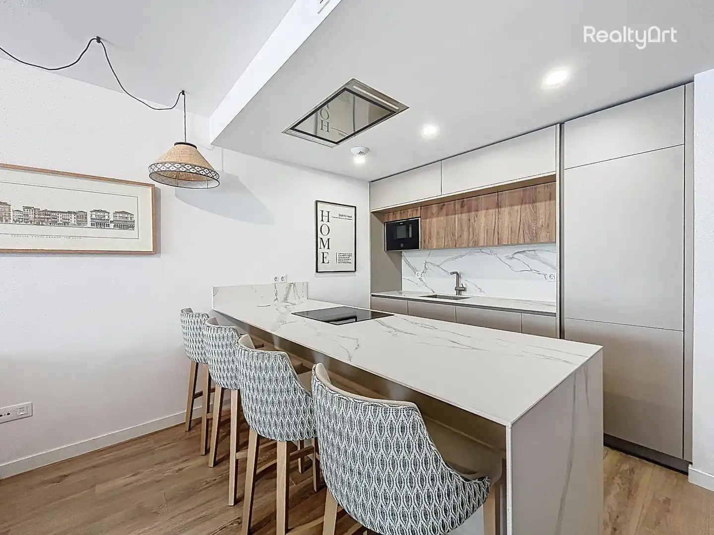 Kitchen of Flat for sale in Sevilla  with Air Conditioner and Furnished