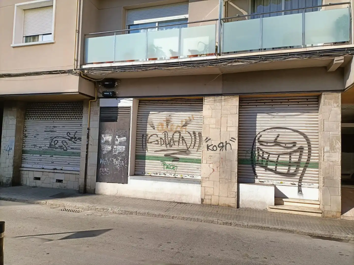 Gewerbefläche zum Verkauf in Carrer d'Osca, imagen 2