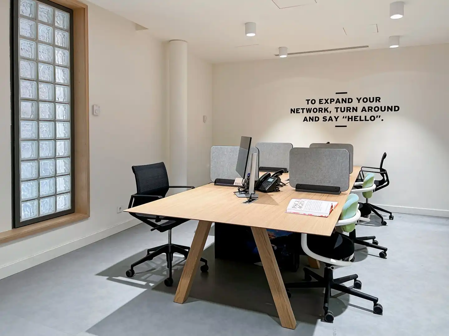 Office space with lift to rent in Paseo de Recoletos 5