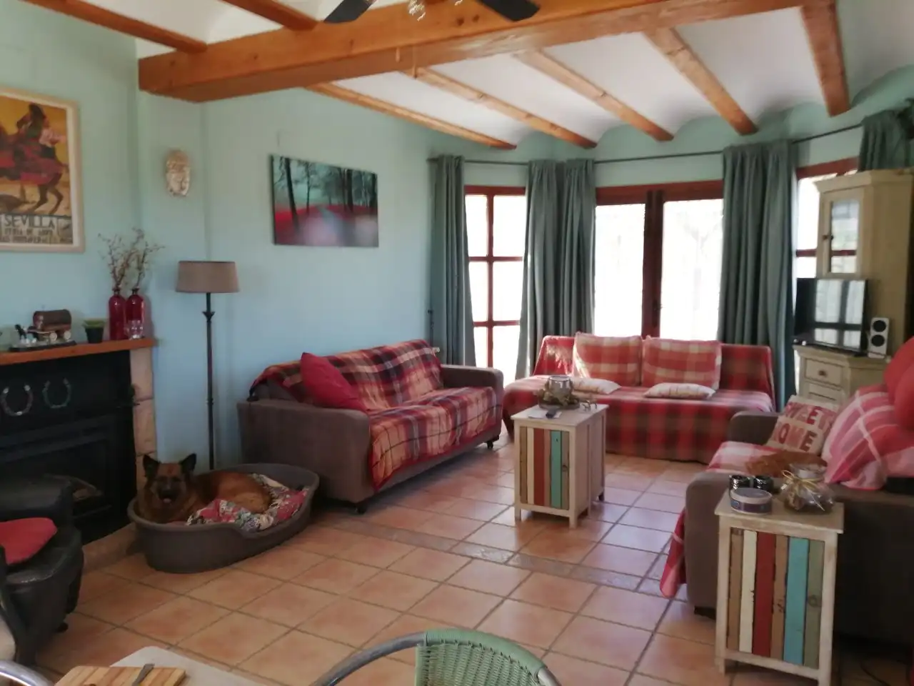 Sala de estar de Finca rústica en venta en Jarafuel con Calefacción, Jardín privado y Amueblado