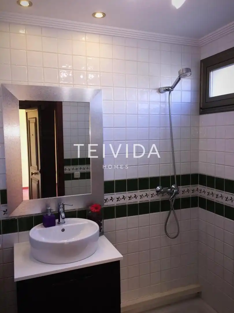 Bathroom of Detached homes for sale in Granadilla de Abona  with Air Conditioner, Terrace and Swimming Pool