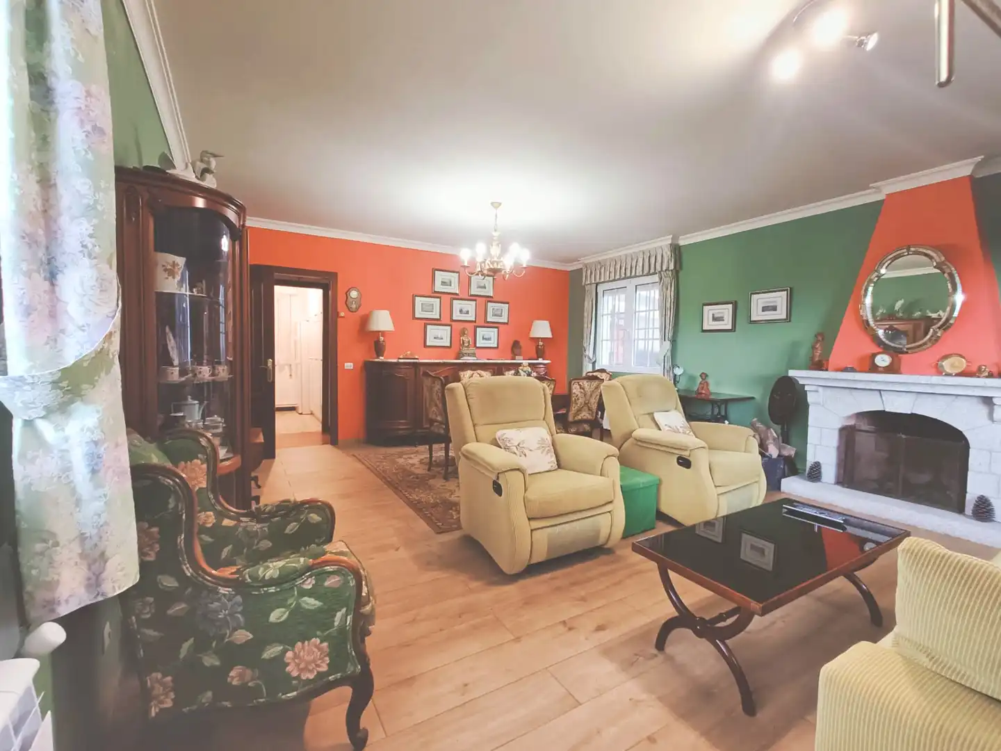 Wohnzimmer von Haus oder Chalet zum Verkauf in Narón mit Heizung, Privatgarten und Ofen