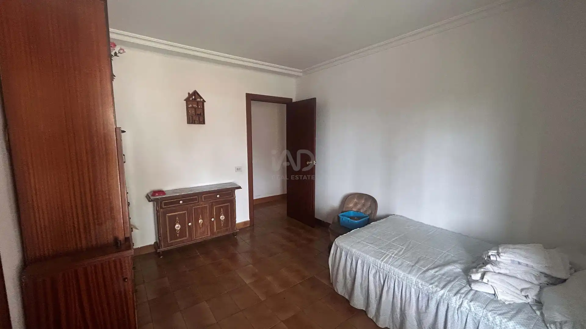 Schlafzimmer von Country house zum Verkauf in  Logroño mit Heizung und Schwimmbad