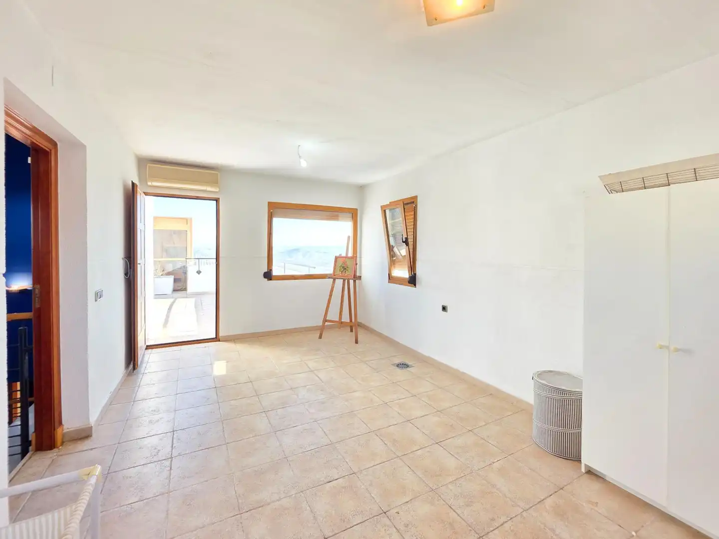 Casa adosada en venta en Jaén con Aire acondicionado, Calefacción y Jardín privado