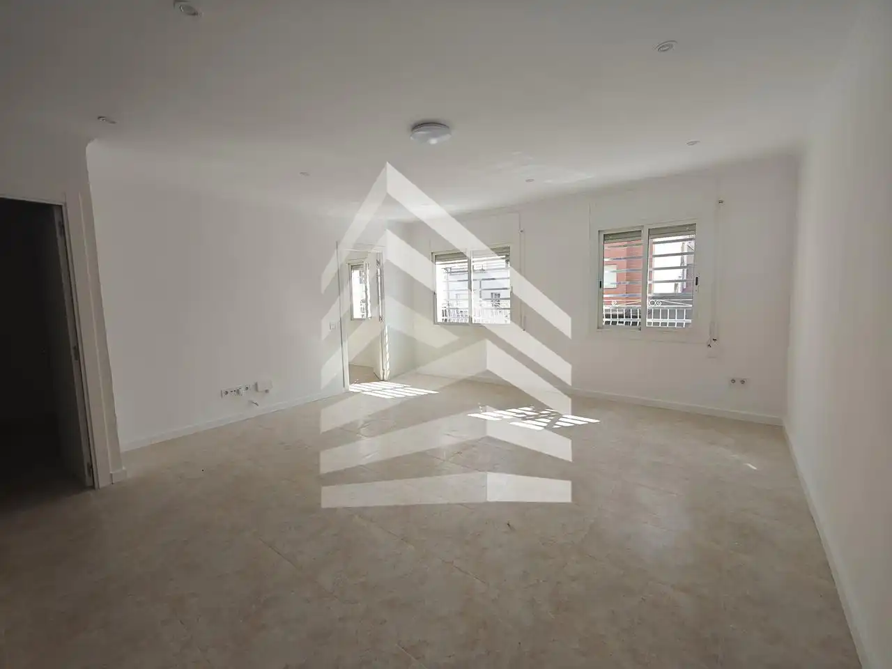 Living room of Flat for sale in Terrassa  with Parquet flooring, Storage room and Alarm