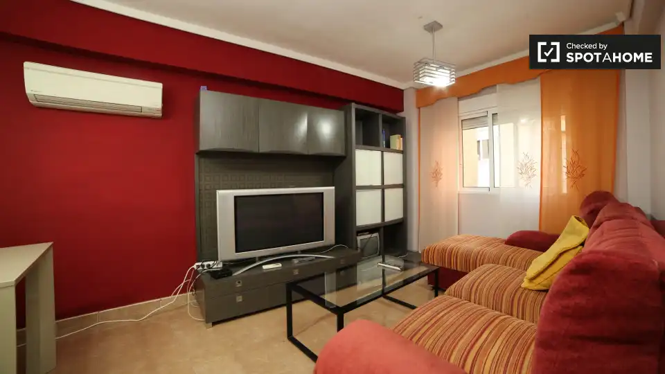 Room in Valencia, Valencia