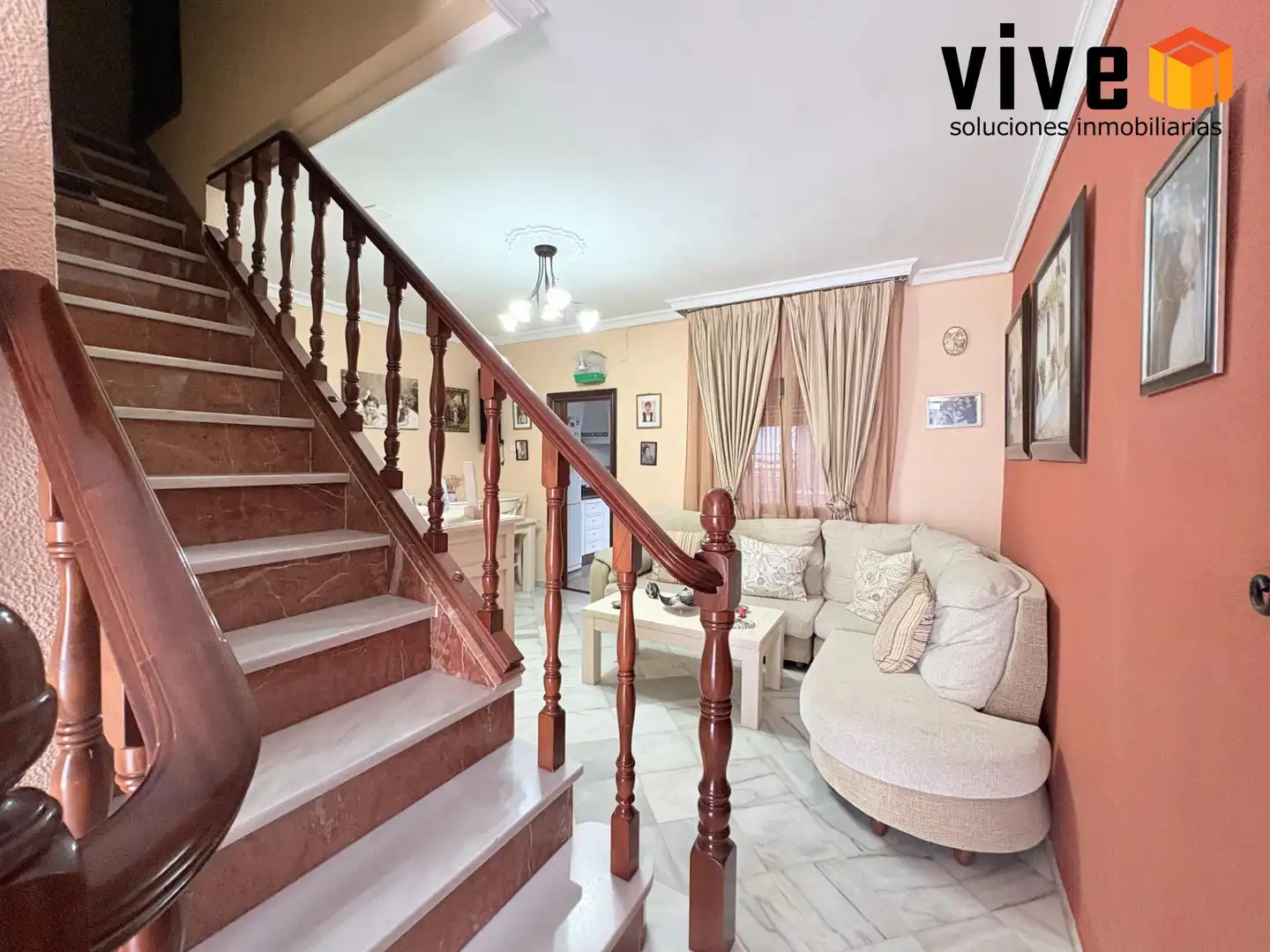 Detached homes for sale in La Puebla del Río  with Storage room and Balcony