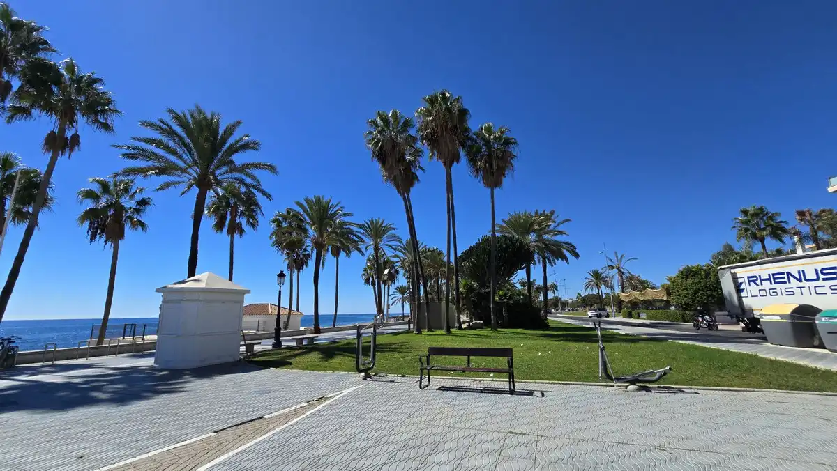 Exterior view of Apartments for rent in Marbella  with Air Conditioner, Terrace and Community pool