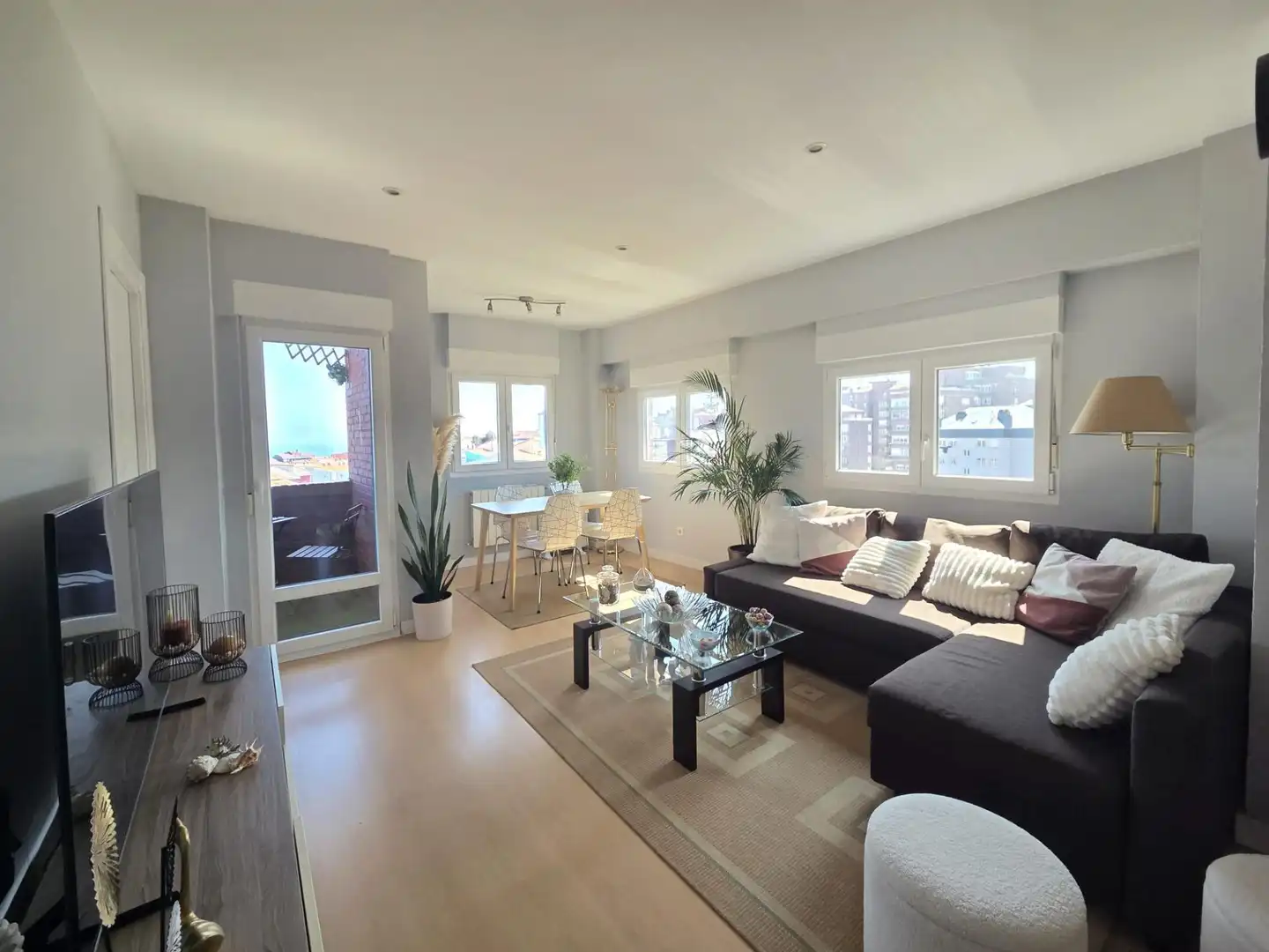 Flat for rent in Calle FERNANDO RIOS, Los Castros