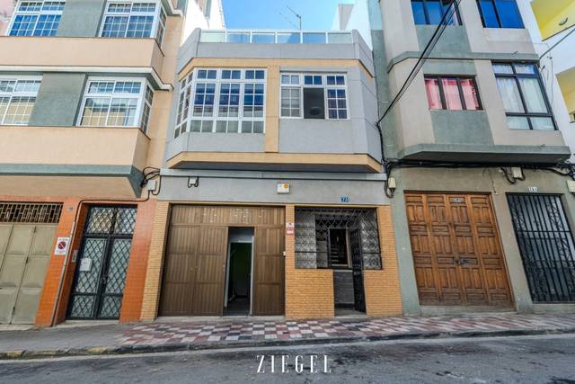 Casa-chalet en Venta en Calle Pablo Penaguilas en Schamann - Rehoyas