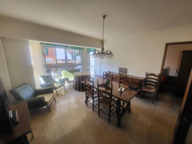 Piso en Venta en Carrer BEATRIU DE PINOS en Pere Garau