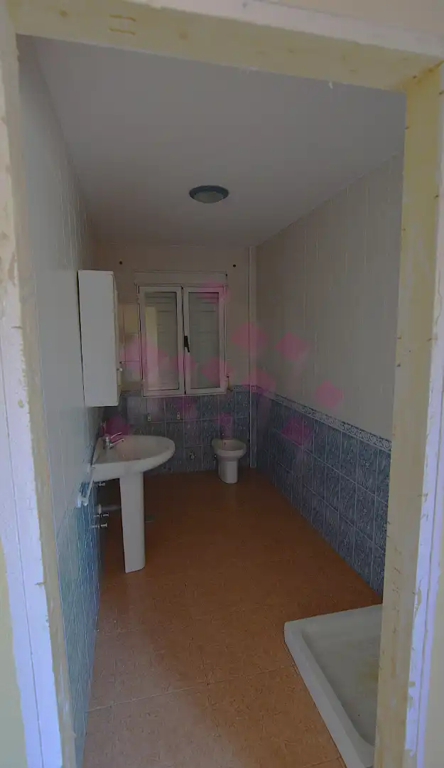Bathroom of Houses for sale in Daimiel  with Storage room and Swimming Pool