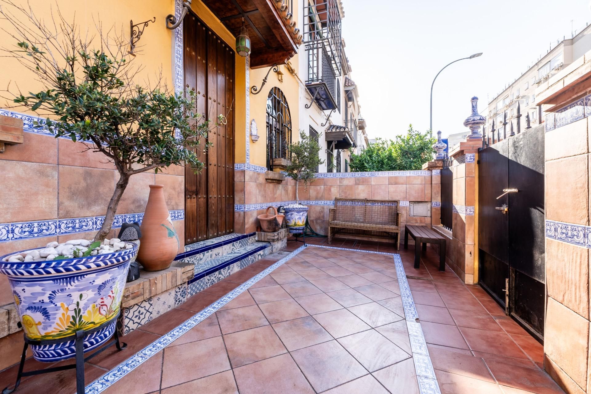 Casa o xalet en venda a Avenida Ramon y Cajal, El Plantinar – Avda. La Paz - El Juncal