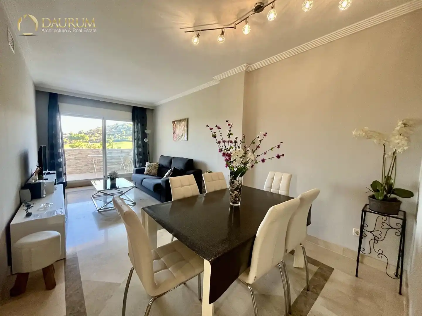 Piso con piscina en venta en CARTAJIMA, imagen 2
