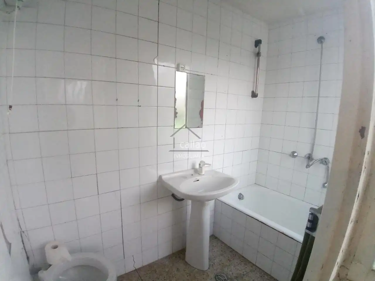 Bany de Casa o xalet en venda en Ferrol amb Jardí privat i Traster