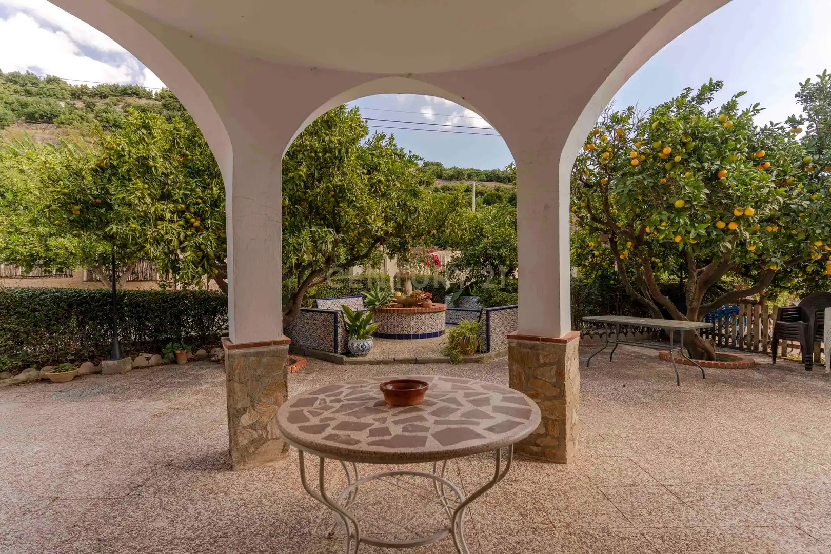 Terrassa de Casa o xalet en venda en Los Guájares amb Aire condicionat, Jardí privat i Traster