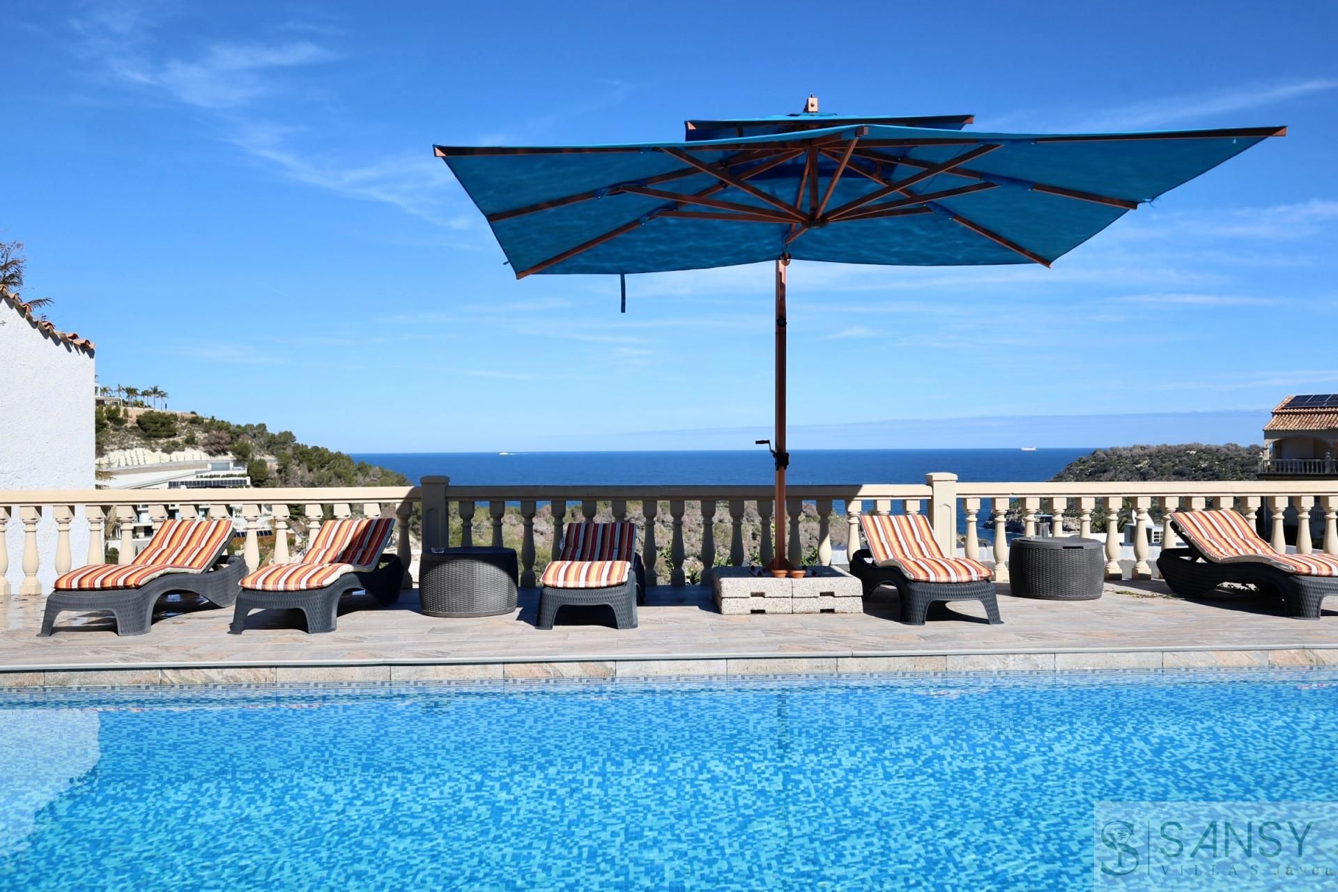 Swimming pool of House or chalet for sale in Jávea / Xàbia  with Air Conditioner and Swimming Pool