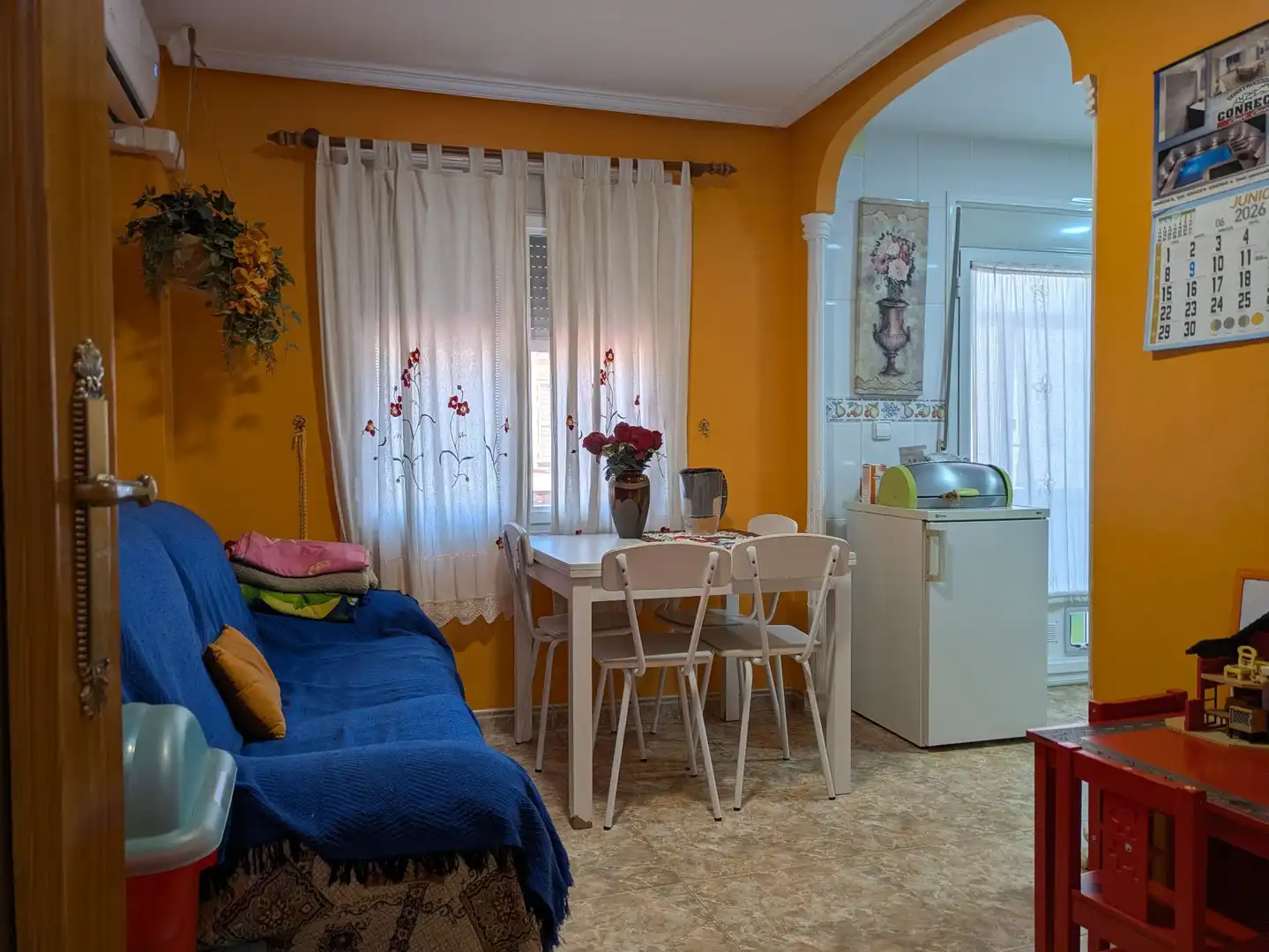 Dining room of Flat for sale in Monzón  with Air Conditioner, Heating and Terrace