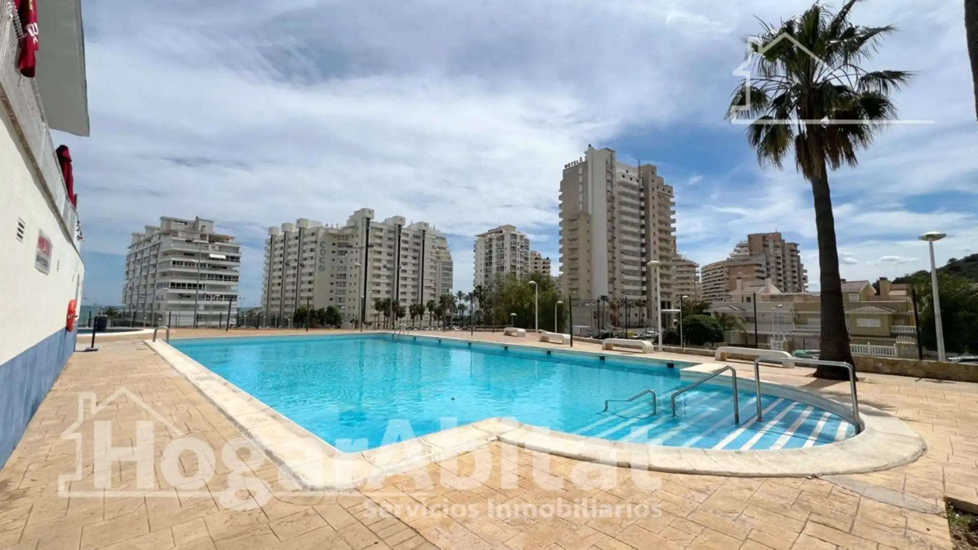 Piscina de Casa adosada en venta en Cullera con Jardín privado, Terraza y Trastero