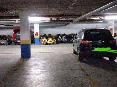 Garaje en Venta en Avenida Juan Carlos I, 4 en Costa Ballena - Largo Norte