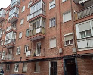 Exterior view of Flat for sale in Valladolid Capital  with Balcony