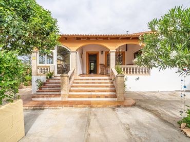 Casa con giardino in vendita a Carrer TANQUES