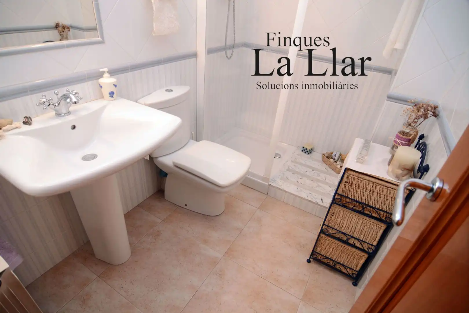 Baño de Casa adosada en venta en Gavà con Aire acondicionado y Calefacción