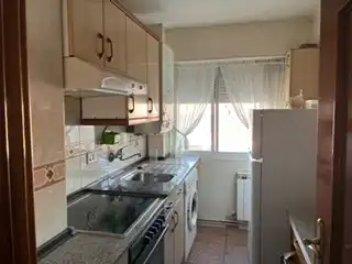 Cocina de Piso en venta en Zaragoza con Calefacción, Amueblado y Horno