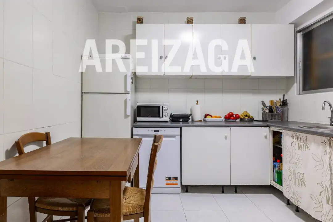 Kitchen of Flat for sale in Donostia - San Sebastián   with Heating