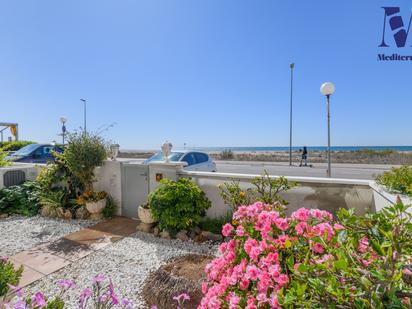 Garden of Planta baja for sale in Sitges  with Air Conditioner and Terrace