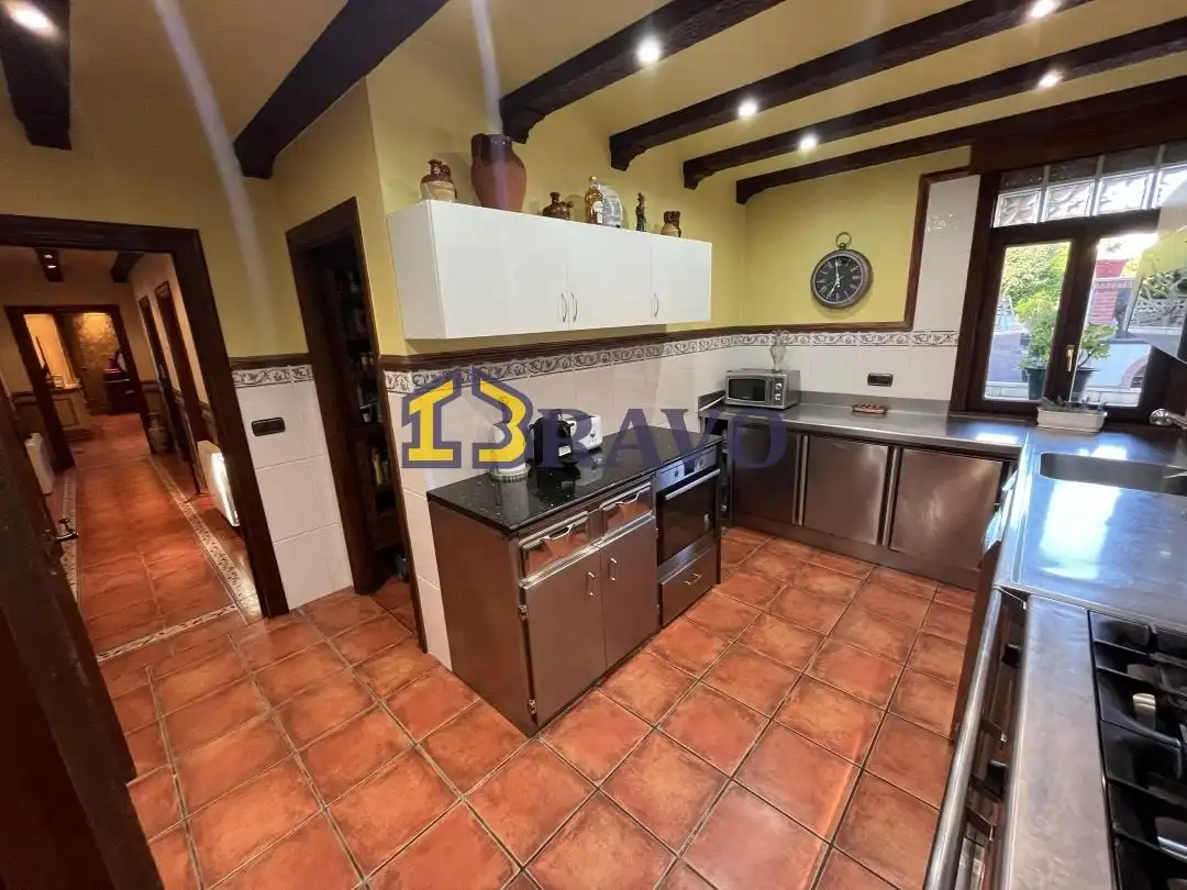 Cocina de Casa o chalet en venta en Valle de Mena con Calefacción, Jardín privado y Terraza