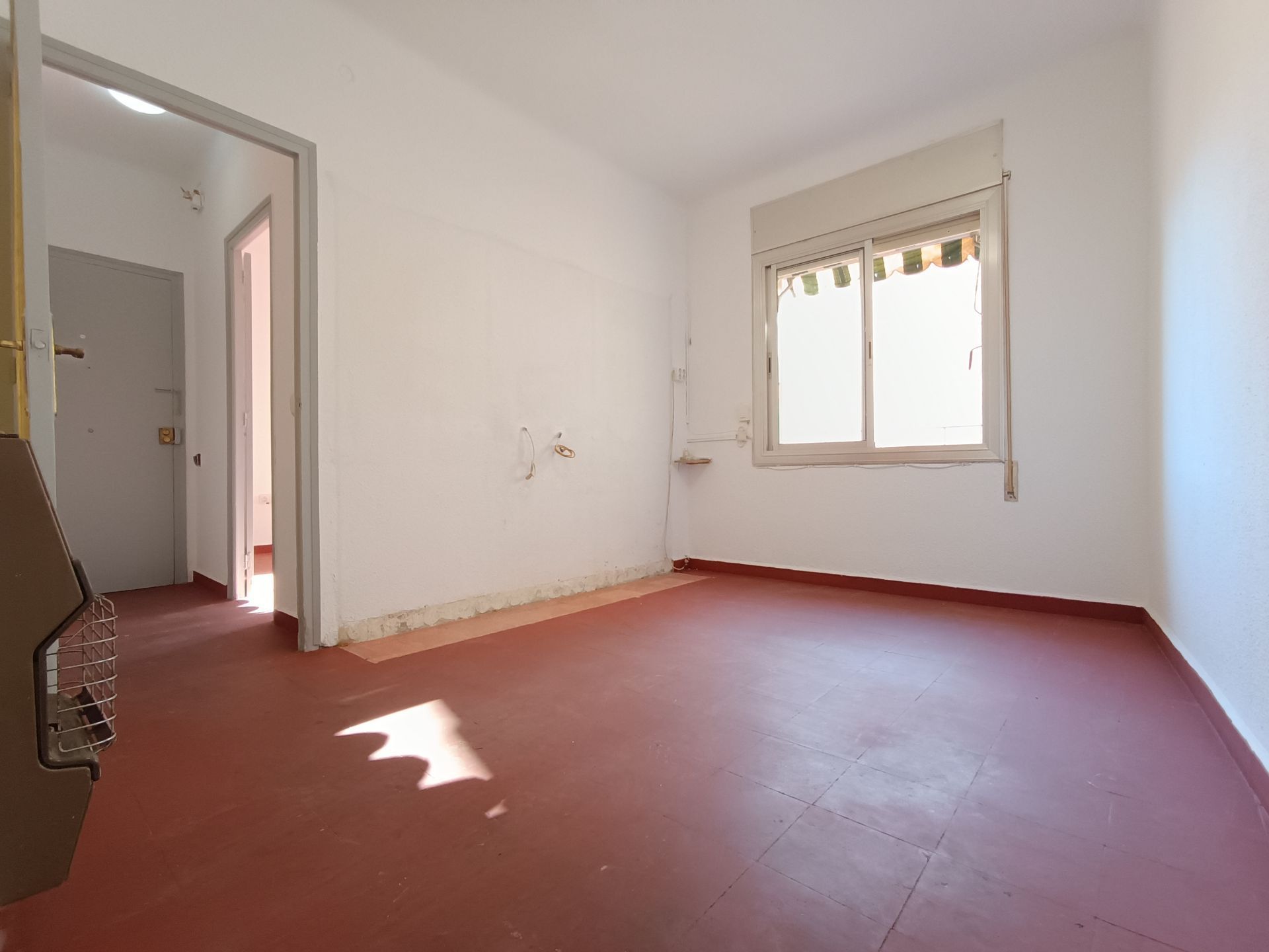 Bedroom of Flat for sale in Badalona