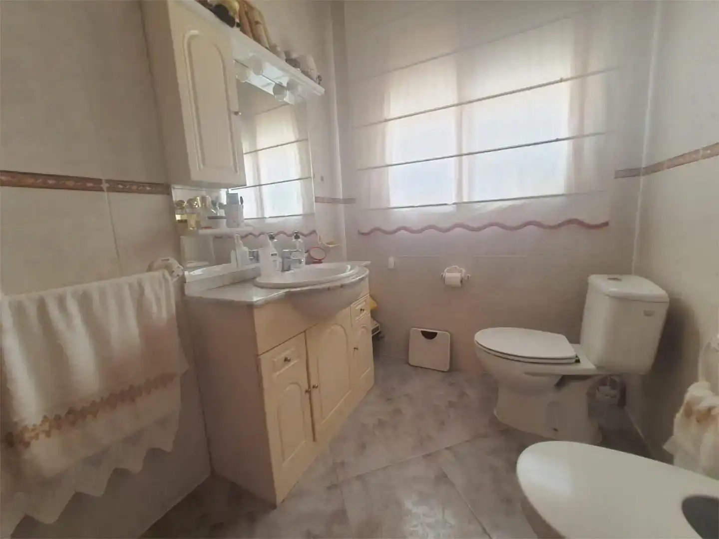 Bany de Casa adosada en venda en Cádiar amb Piscina, Moblat i Forn
