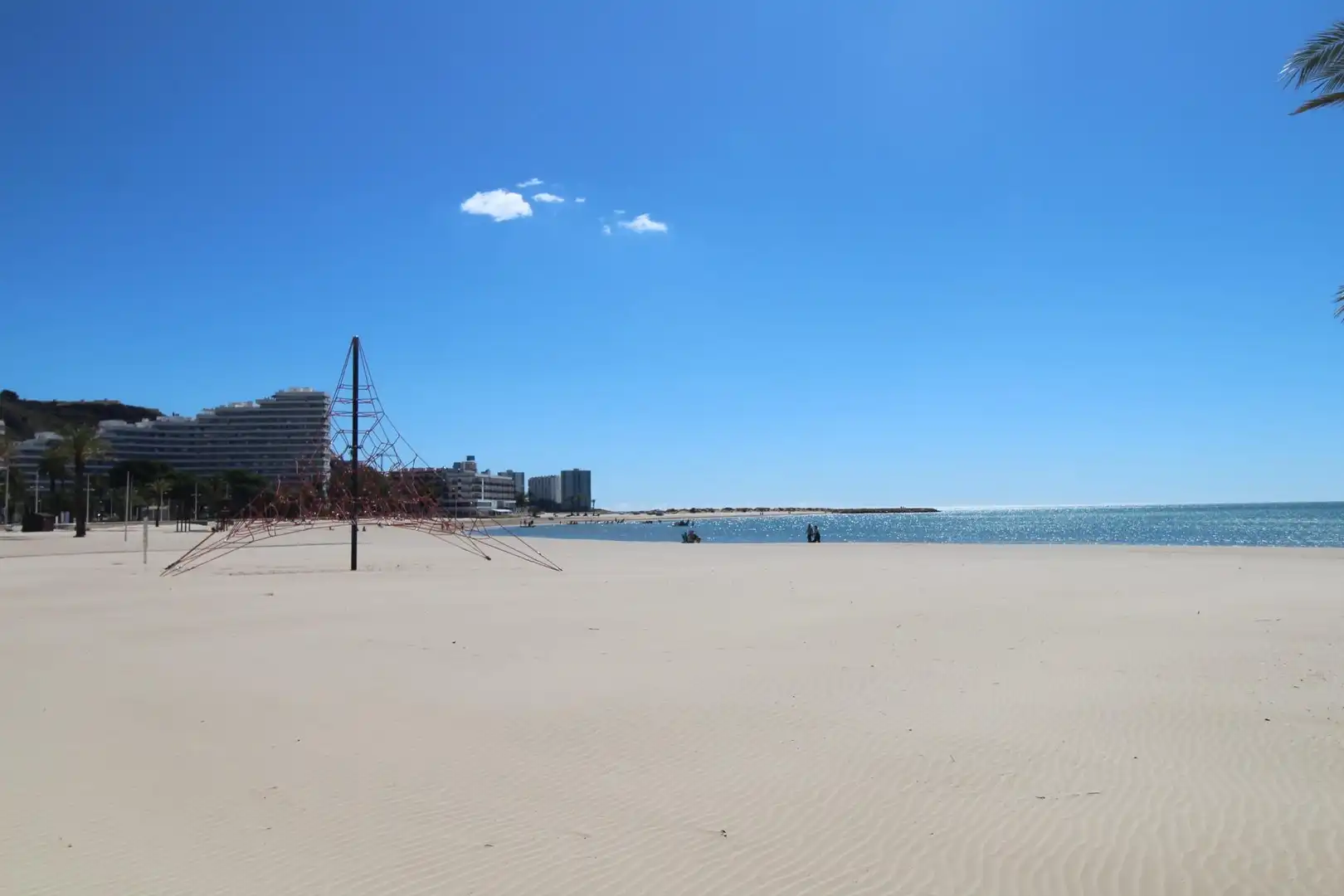 Vista exterior de Apartamento en venta en Cullera con Terraza, Amueblado y Balcón