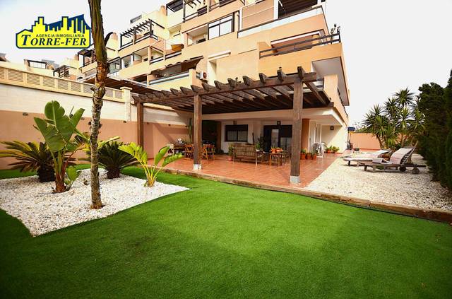 Piso en Venta en Calle de los Juegos de Languedoc Rosellón, 30 en El Toyo