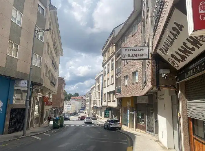 Vista exterior de Piso en venta en Ordes