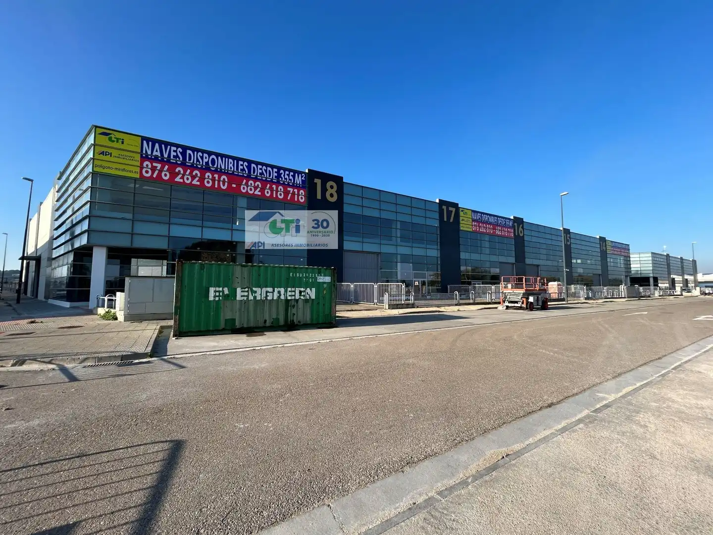Industrial building for sale in PARQUE EMPRESARIAL MIRAFLORES
