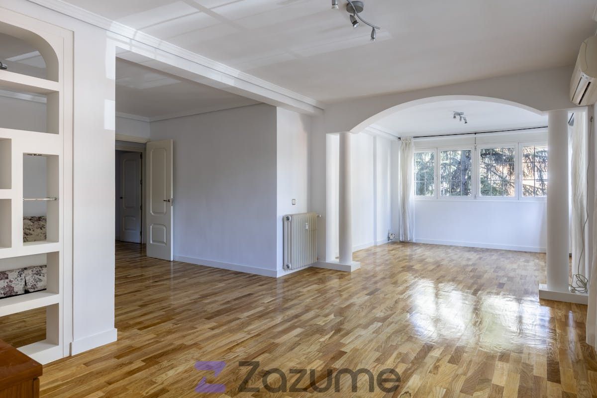 Habitación de Piso de alquiler en  Madrid Capital con Aire acondicionado, Calefacción y Parquet