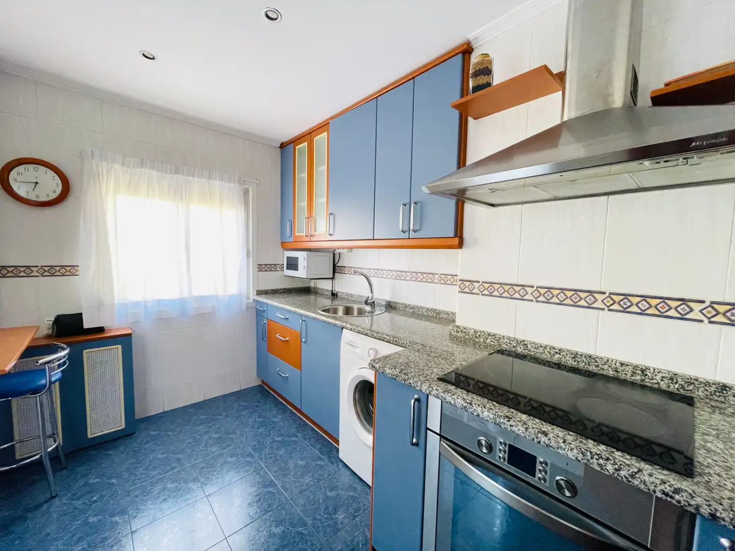 Piso en venta en Calle Cañón de Añisclo, Arrabal