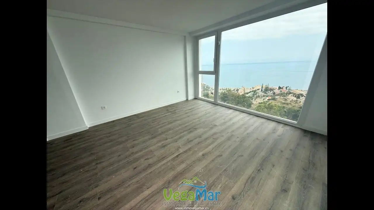 Habitación de Piso en venta en Almuñécar con Aire acondicionado y Terraza