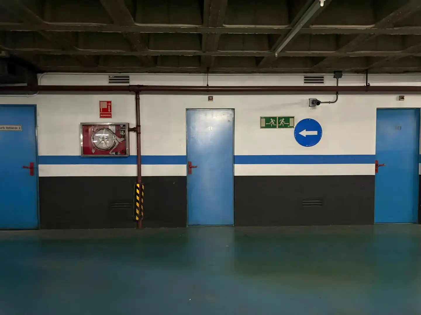 Storage room for sale in Esplugues de Llobregat, Barcelona
