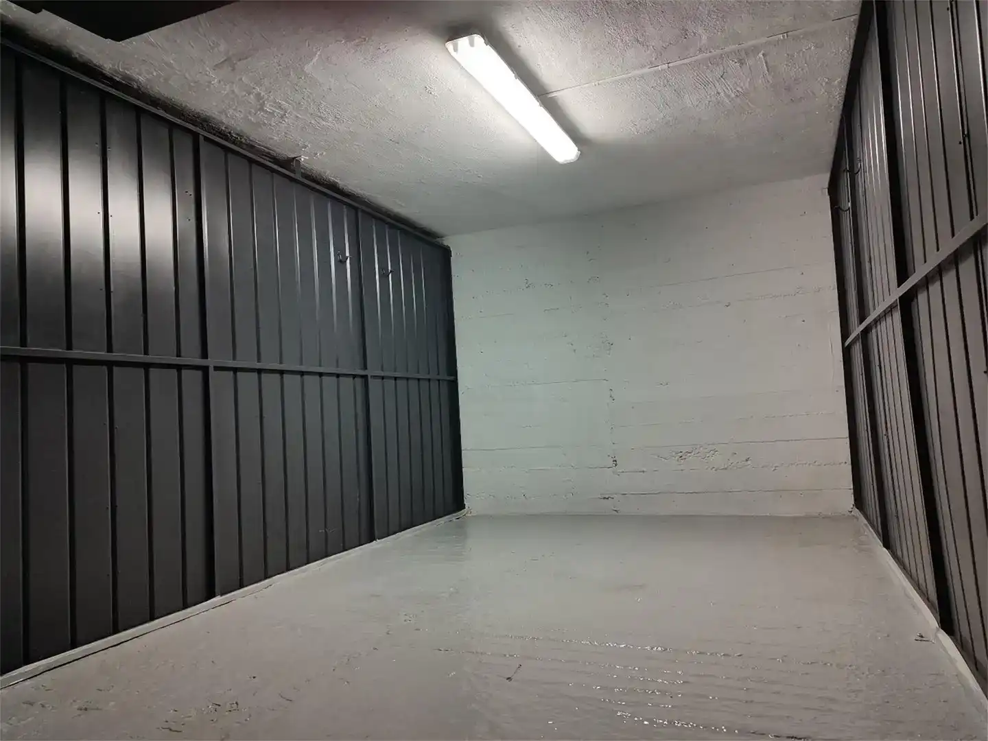 Garage for rent in Errekalde