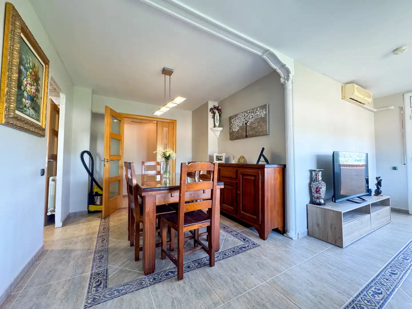 Dining room of Flat for sale in Sentmenat  with Air Conditioner, Heating and Oven
